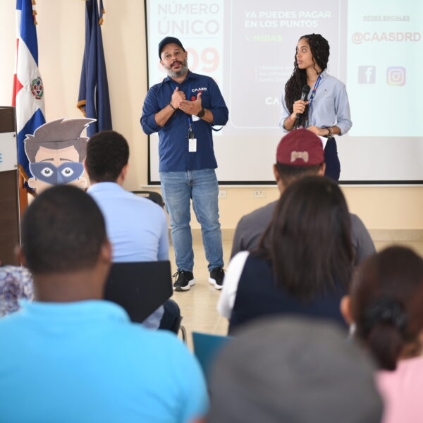 En RESIDE se realiza con &eacute;xito charla &ldquo;El Vigilante del Agua&rdquo; impartida por la CAASD