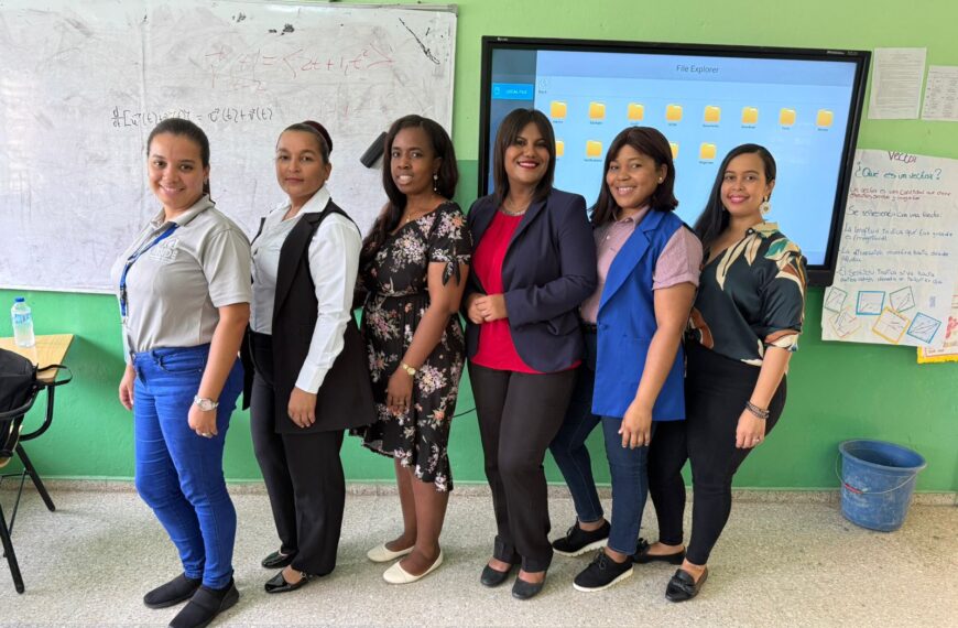 Docentes del Liceo San Felipe reciben capacitaci&oacute;n sobre manejo del estr&eacute;s por parte de RESIDE
