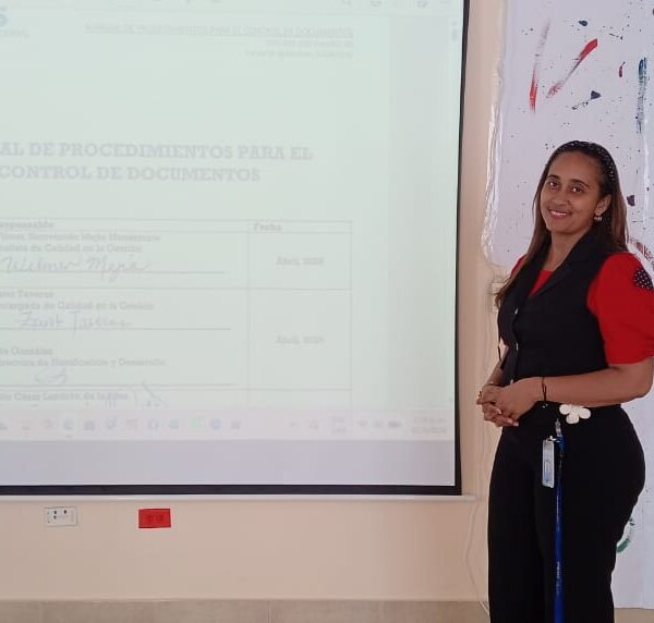 Personal administrativo de RESIDE recibe capacitaci&oacute;n sobre el control de documentos